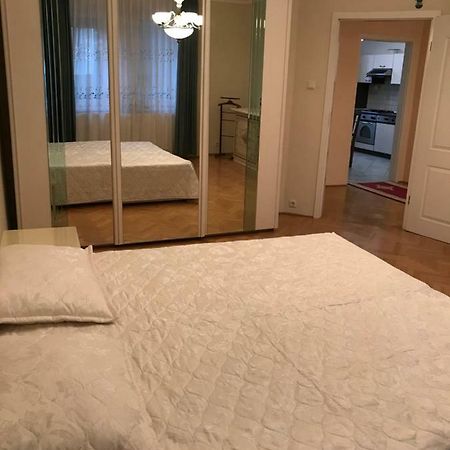 Gabor Pal 1 Apartman 2 Szoba Dunafoldvar 외부 사진